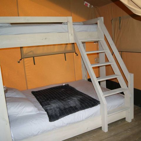 Canvas and wooden tent 5 persons