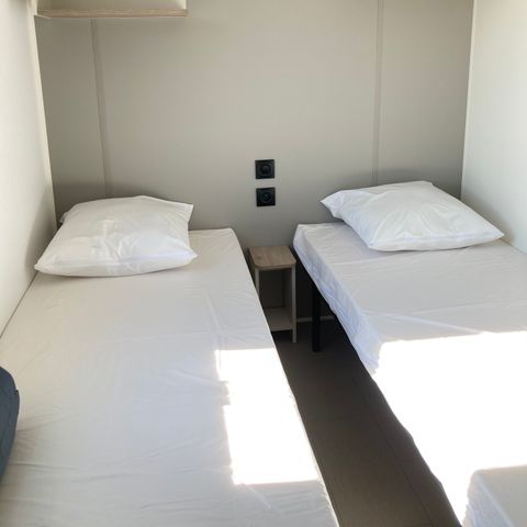 MOBILE HOME 6 people - Premium mobile home - 3 bedrooms - semi-covered terrace with sea view