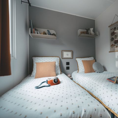 MOBILE HOME 6 people - Premium mobile home - 3 bedrooms - semi-covered terrace with sea view