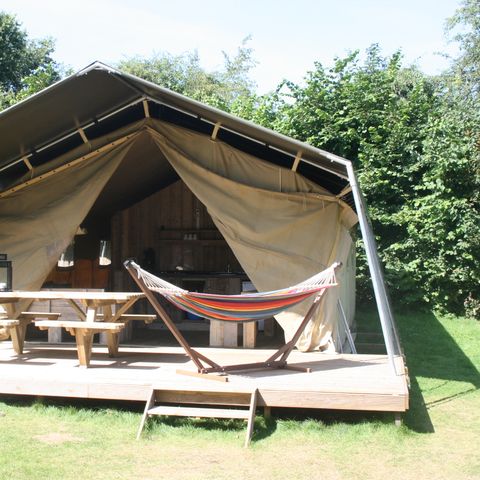 CANVAS AND WOOD TENT 5 people - Glamping lodge with en-suite facilities