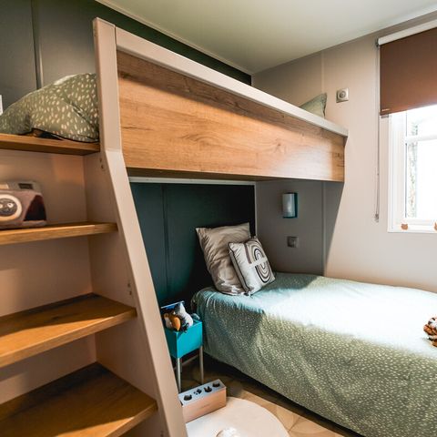 MOBILE HOME 4 people - LUXE XXL 2 bedrooms (1/4 pers - air conditioning - TV - integrated covered terrace + surface area 40m²)