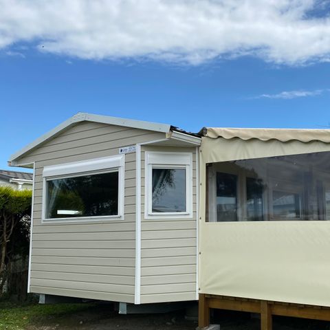 MOBILE HOME 4 people -  2 bedrooms - covered terrace - Prestige