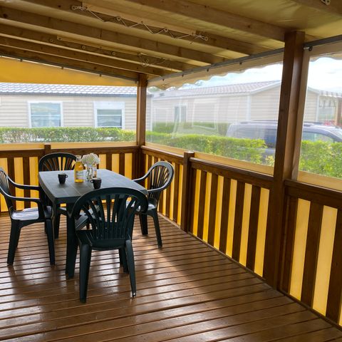 MOBILE HOME 4 people -  2 bedrooms - covered terrace - Prestige