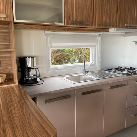 MOBILE HOME 4 people -  2 bedrooms - covered terrace - Prestige