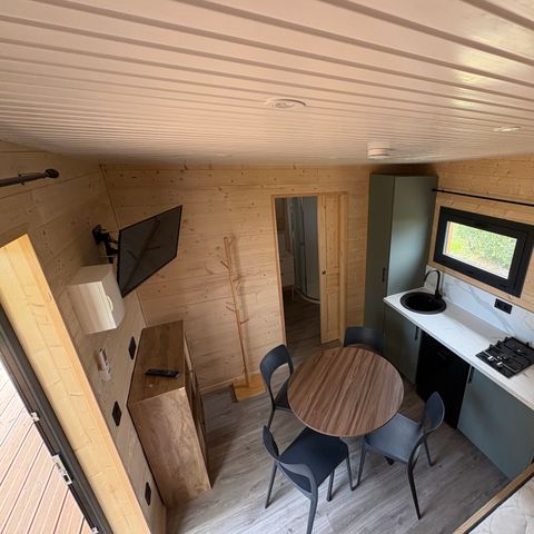 UNUSUAL ACCOMMODATION 4 people - Wooden cabin - with SPA -