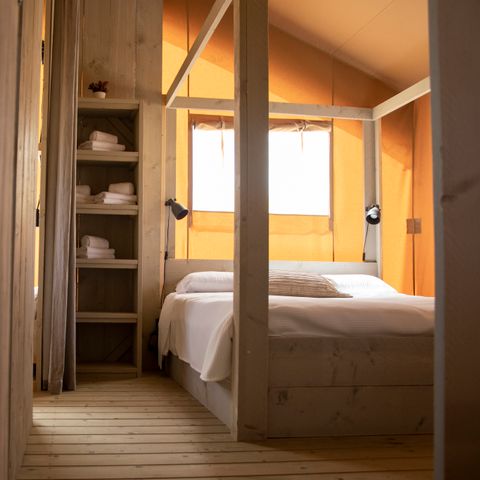CANVAS AND WOOD TENT 6 people - Comfort
