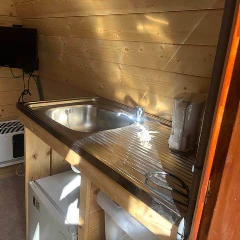 UNUSUAL ACCOMMODATION 2 people - Tractor Pod