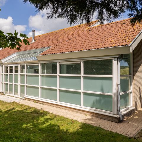 HOUSE 8 people - Holiday villa with private indoor swimming pool and sauna