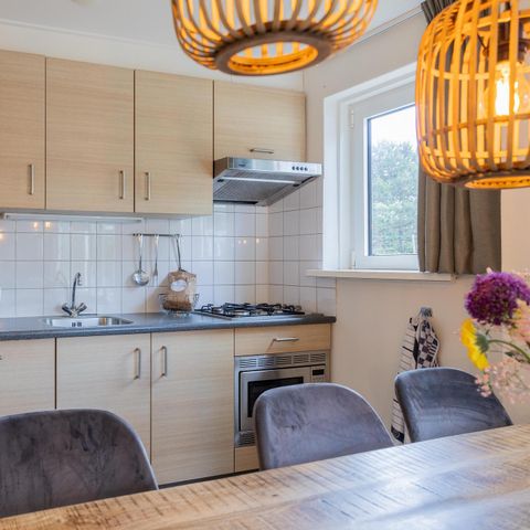 BUNGALOW 6 people