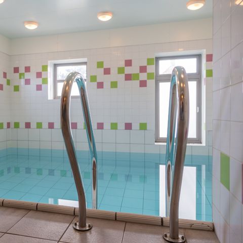 HOUSE 8 people - Family farm with a private indoor swimming pool and sauna