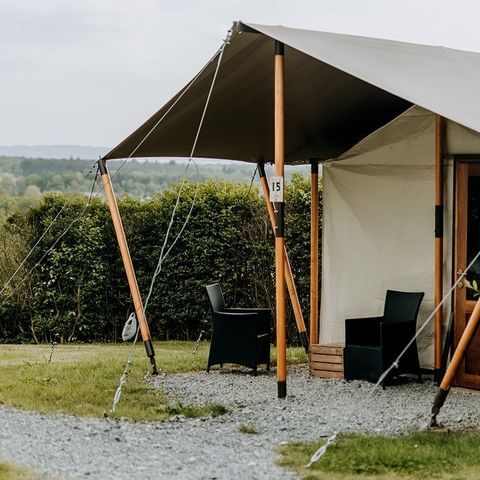 CANVAS AND WOOD TENT 4 people