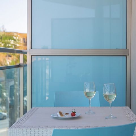 Bedroom 2 persons - Double Room – Balcony – Pool View