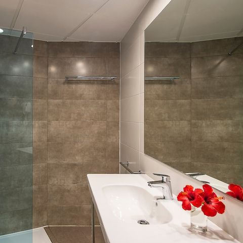 Bedroom 2 persons - Double Room – Balcony – Pool View