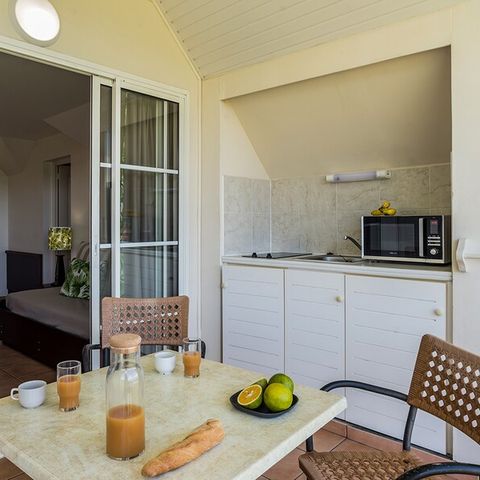Apartment 4 persons - Sleeps 4 – 1 bedroom – Terrace