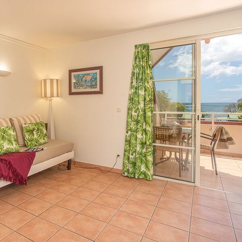 Apartment 6 persons - Sleeps 6 – 2 bedrooms – Terrace – Sea view