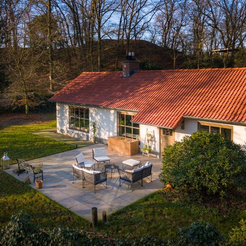 Group accommodation 12 persons - Luxury Country House with Hot Tub & Sauna