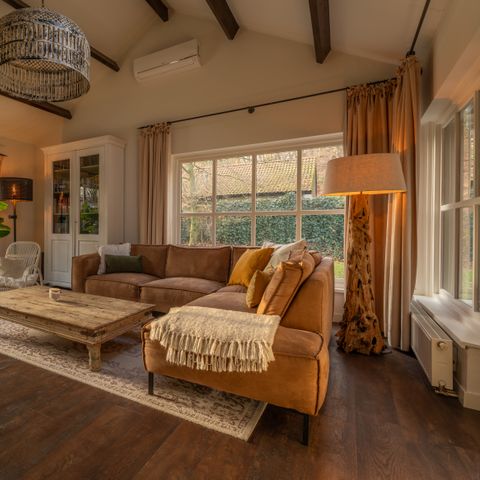 HOUSE 12 people - Luxury Country House with Hot Tub & Sauna