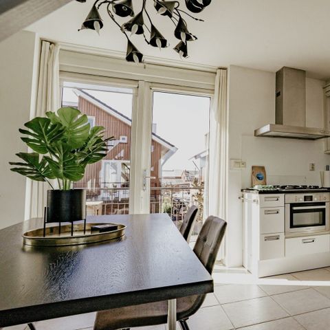 Apartment 4 persons - Family flat in Uitgeest with a large terrace