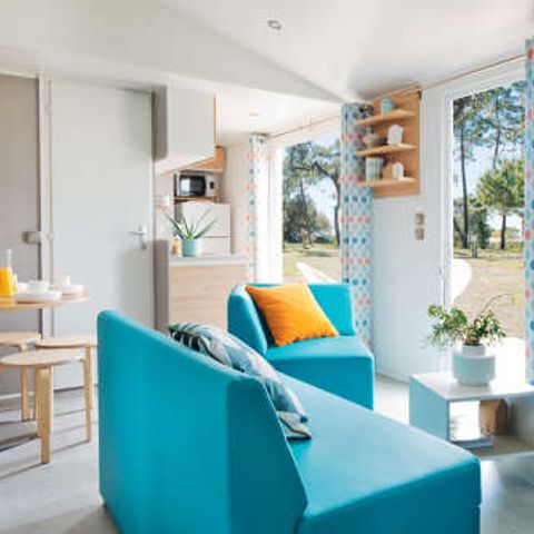 Mobile home 6 persons - Sunday – - COMFORT - COTTAGE - 3 bedrooms - – 35m² – Covered terrace - Sleeps 6