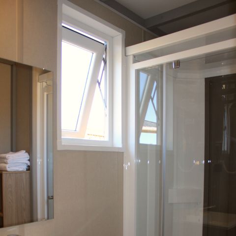 CHALET 4 people - Premium Badiane – 2 bedrooms – 2 bathrooms – Bed linen, towels, griddle, cleaning service included
