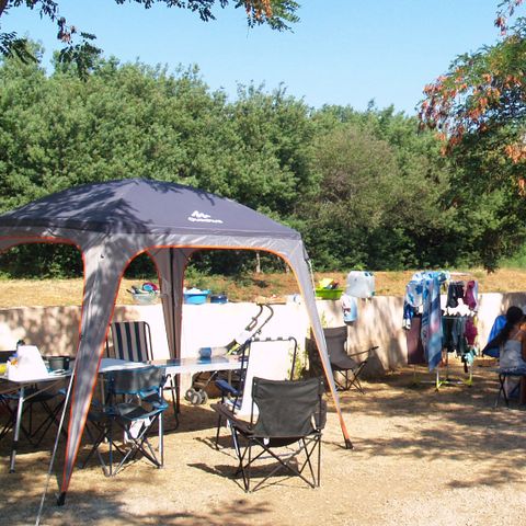 Pitch - Pitches for tents - Caravans or motorhomes