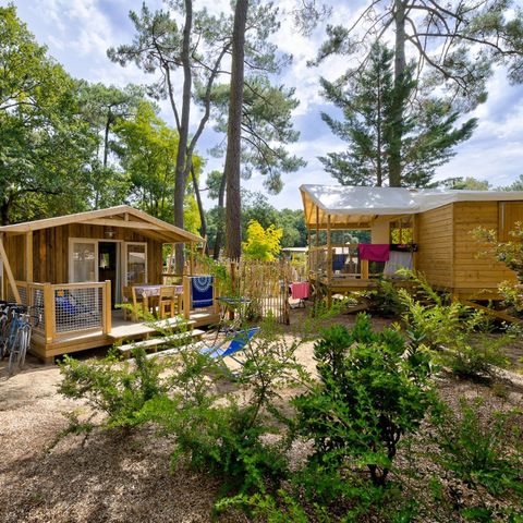 LODGE 4 people - Sweetflower 2bed -SPA-TV-grill-covered terrace- 32m² | PREMIUM