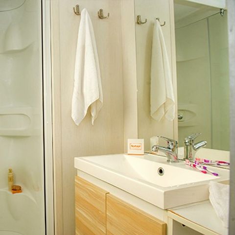 Mobile home 4 persons - Mobile-home | Comfort | 2 Bedrooms | 4 Pers. | Single terrace | Air-con.