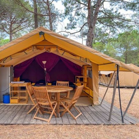 CANVAS AND WOOD TENT 4 people - Canvas & wood tent, without sanitary facilities