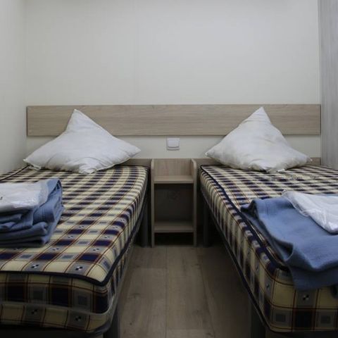 MOBILE HOME 6 people - Classik 3 rooms - Reserved area for young people (under 25)