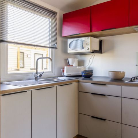 MOBILE HOME 8 people - COMFORT - 4 bedrooms with air conditioning + TV + 2 bathrooms