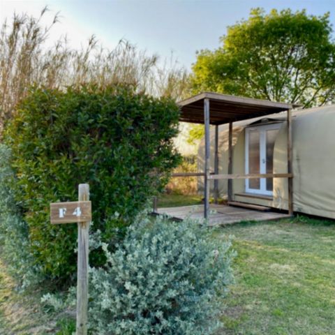 CANVAS BUNGALOW 4 people - COCO SWEET sleeps 4 - 2 bedrooms, no sanitary facilities, not air-conditioned