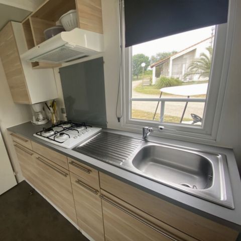 Mobile home 4 persons - MH Confort Mistral sleeps 4 - 2 bedrooms, air conditioning and television