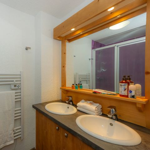 Apartment 6 persons - G/321_2 ROOMS CABIN 6 PERSONS