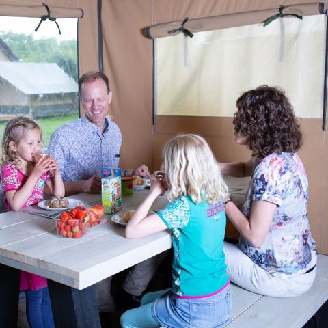 CANVAS AND WOOD TENT 5 people - Luxury