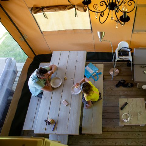 CANVAS AND WOOD TENT 5 people - Luxury
