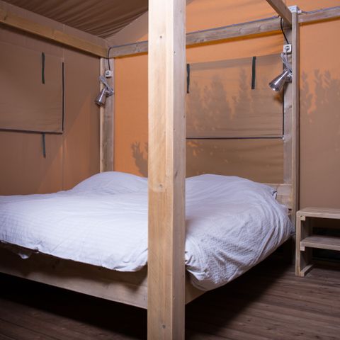 Canvas and wooden tent 6 persons - Luxury Safaritent 6 Persons