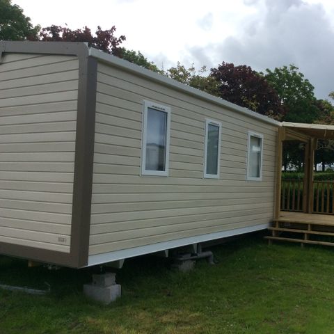 MOBILE HOME 6 people - 6 pers 3 bedrooms Semi-covered terrace 8 .80 m x 3.70 m 6 Dishwasher and Tv included