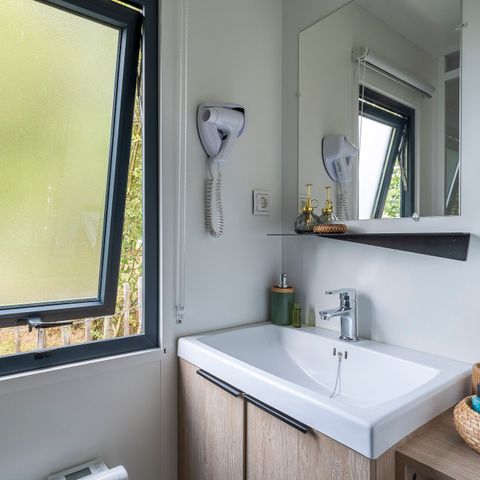 Mobile home 8 persons - PRESTA + 40m² – 4 bedrooms, 2 bathrooms, TV and air conditioning