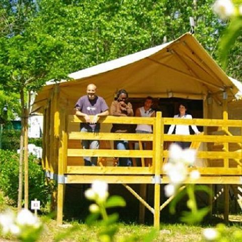CANVAS AND WOOD TENT 6 people - Lodge ULIA 6 persons