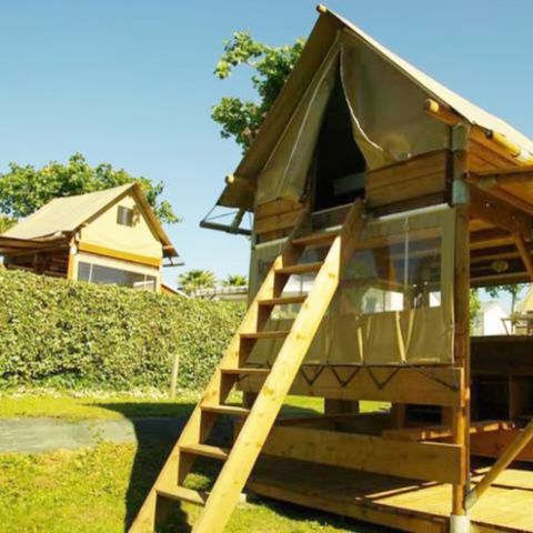 CANVAS AND WOOD TENT 2 people - Lodge LAINA 2 persons