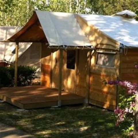 CANVAS AND WOOD TENT 6 people - Lodge URCHILO sleeps 6