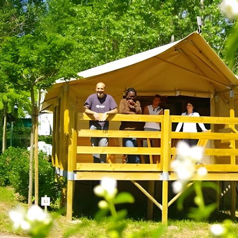 CANVAS AND WOOD TENT 6 people - Lodge ULIA 6 persons