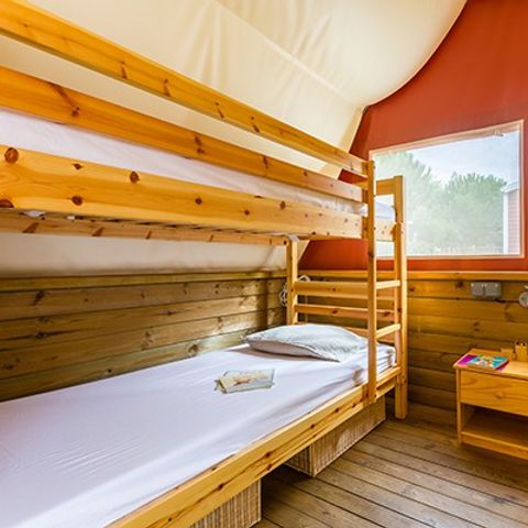 CANVAS BUNGALOW 8 people - Explorer Tent | 4 Bedrooms | 6/8 People | Without bathroom
