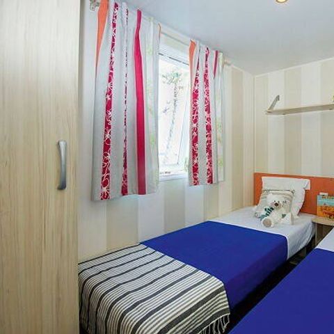 MOBILE HOME 6 people - Mobile-home | Classic | 3 Bedrooms | 6 Pers. | Covered terrace | 1 bathroom