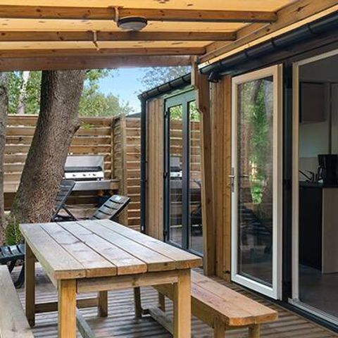 MOBILE HOME 6 people - Mobile-home | Premium Exclusive | 3 Bedrooms | 6 Pers | Raised terrace | Jacuzzi | Outside shower | 1 Bathroom | Air conditioning | TV