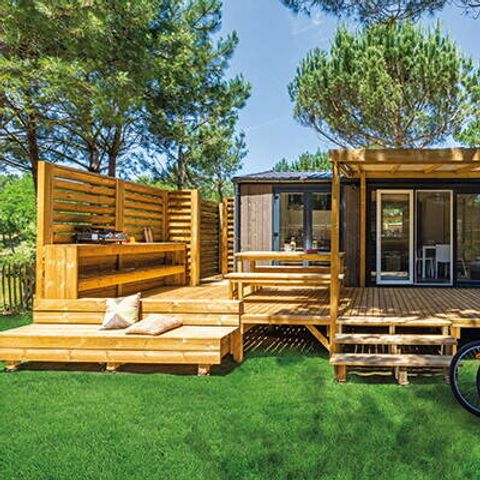 MOBILE HOME 6 people - Mobile-home | Premium Exclusive | 3 Bedrooms | 6 Pers | Raised terrace | Jacuzzi | Outside shower | 1 Bathroom | Air conditioning | TV