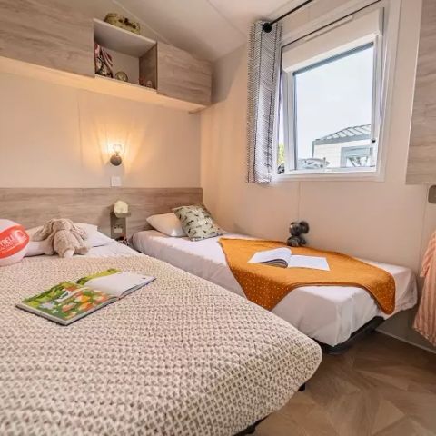 MOBILE HOME 6 people - Emotion 4 Rooms 6 People + TV