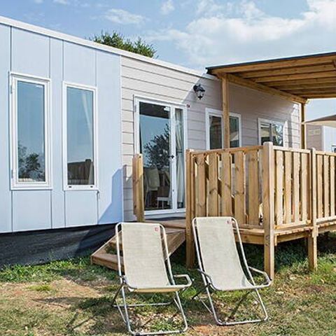 Mobile home 6 persons - Mobile-home | Comfort | 2 Bedrooms | 4/6 Pers. | Raised terrace | Air-con.