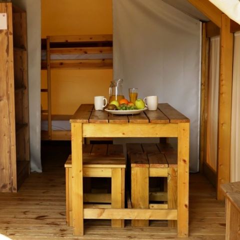 CANVAS AND WOOD TENT 4 people - TENTE LODGE - Les Yuccas | 4 pers. 2 bdrms.