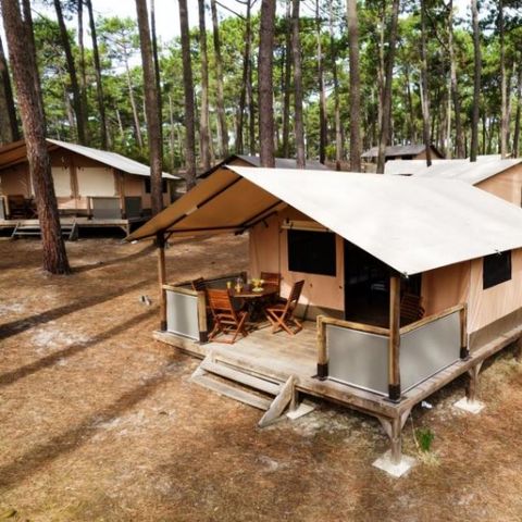 CANVAS AND WOOD TENT 5 people - Lodge Confort 4-5 people - Canvas & Wood - 30 m² - 2 bedrooms - Electricity - Bathroom